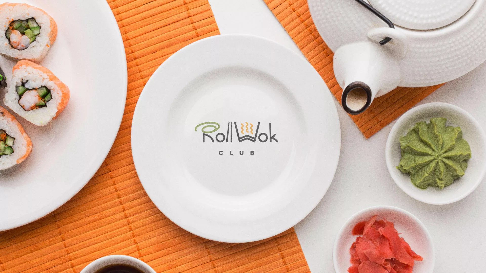 Разработка логотипа и фирменного стиля суши-бара «Roll Wok Club» в Ликино-Дулево